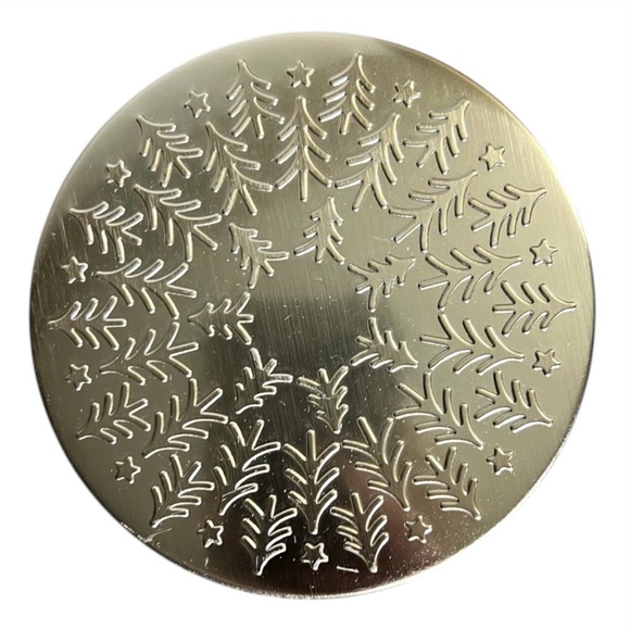 NWT Bath & Body Works Hot Cocoa & Cream 3-Wick Candle 14.5oz Holiday Gift - Picture 3 of 6